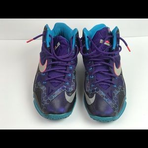 Nike LEBRON XI 11 SUMMIT LAKE HORNETS Sz. 12